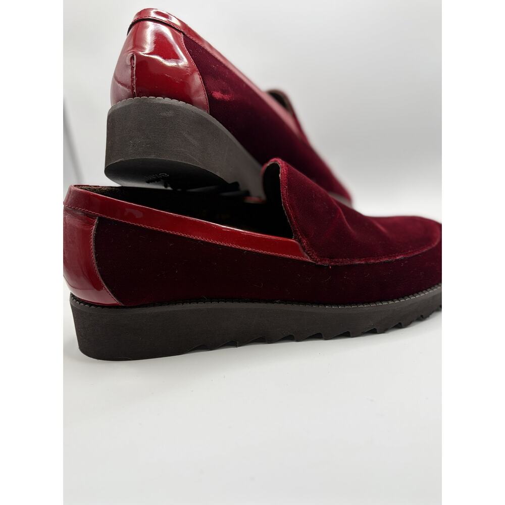 Donald J Pliner Velvet Loafers Burgundy Patent Trim Lug Sole Made Italy Women’s - Picture 5 of 7